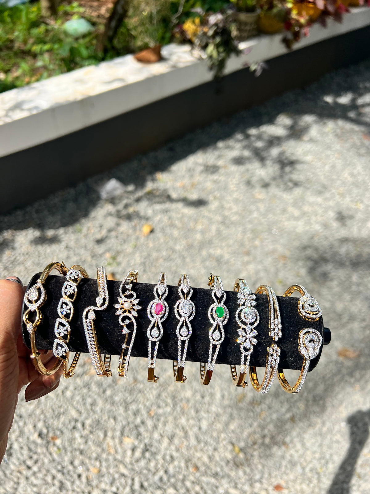 Premium quality diamond finish openable bracelet (suitable for 2.2 to  2.6) product code B10