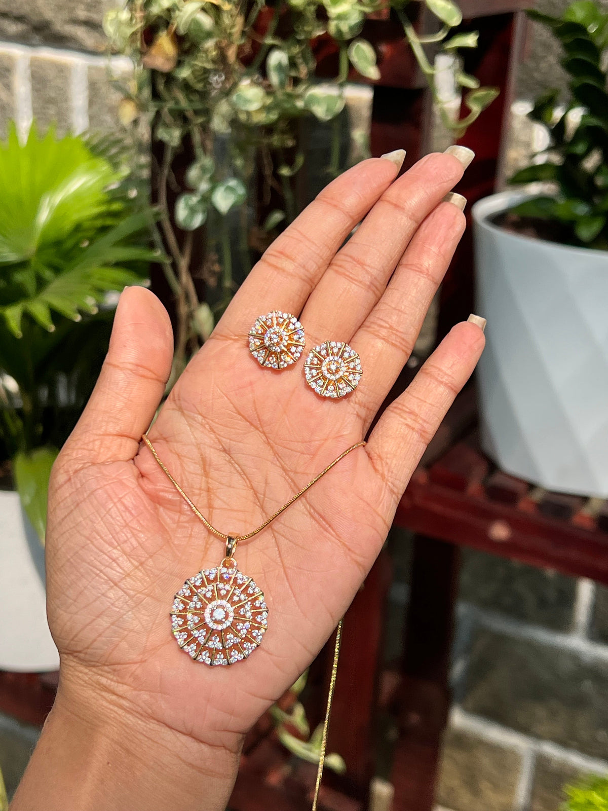 Premium occasion wear daimond finish pendant set with chain product code 64