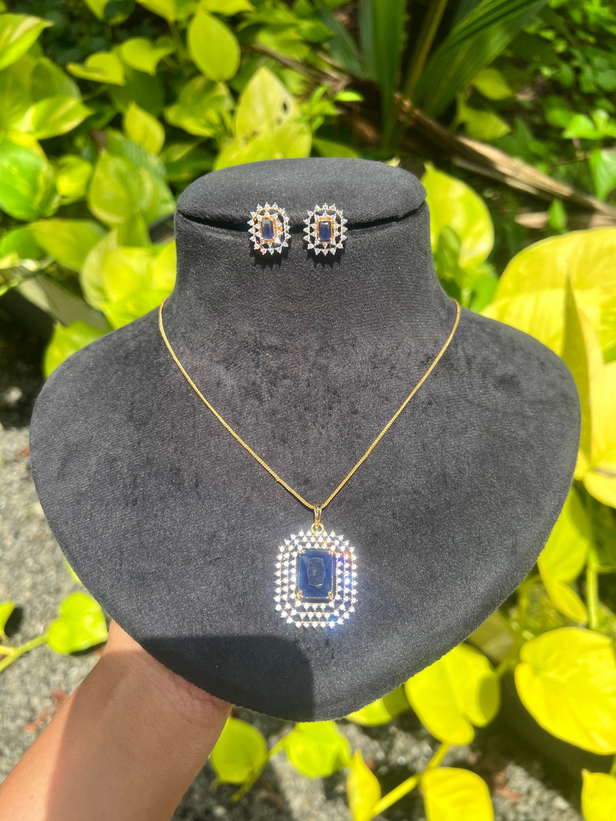 Premium diamond replica pendant chain set product code D12
