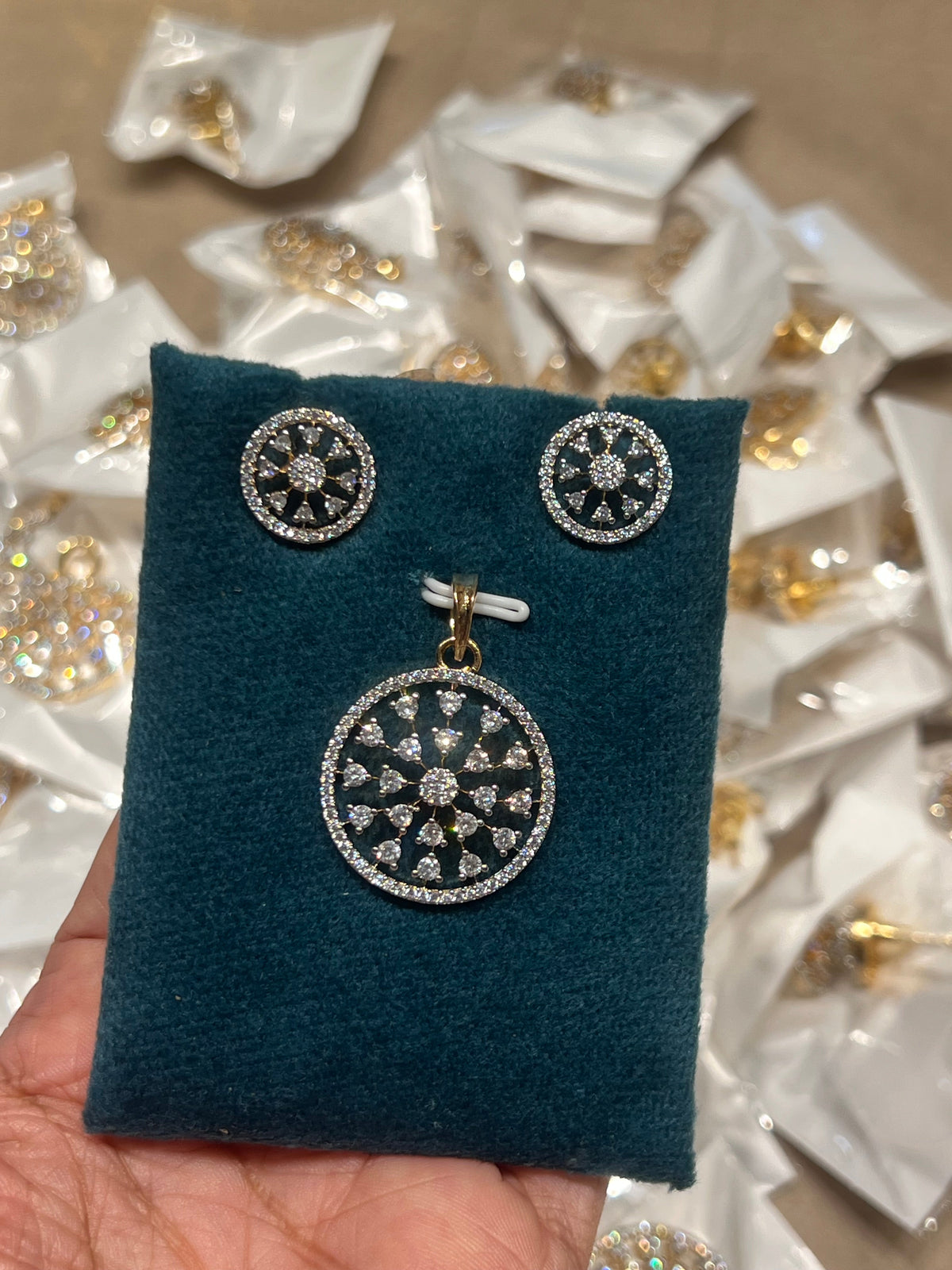 Premium diamond finish pendant with stud product code D341