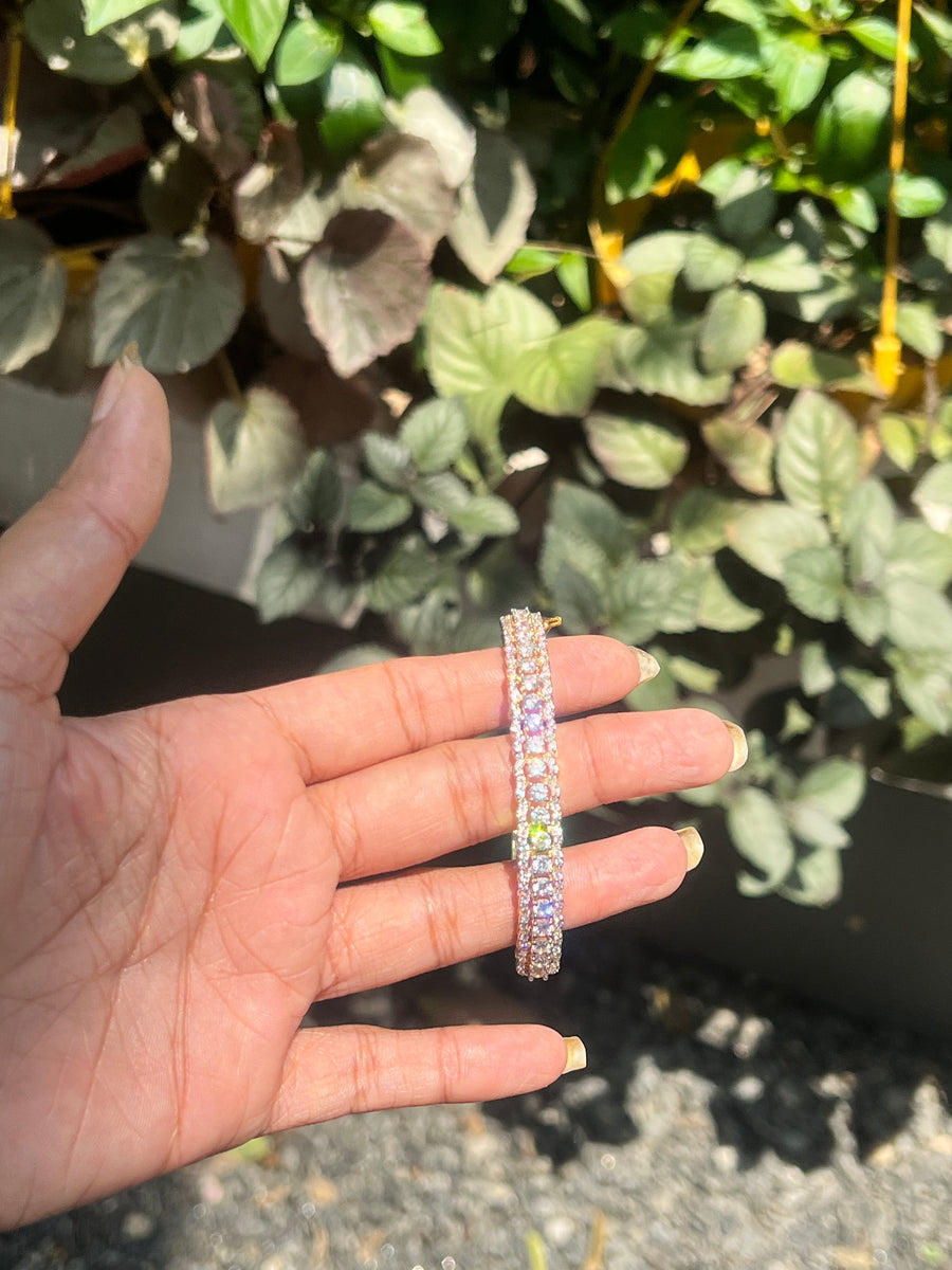 Premium diamond finish party wear not sweat proof repolishable openable bracelet product code B143