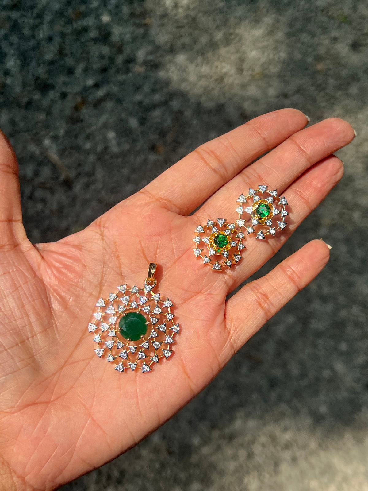 Premium diamond finish party wear pendant set product code D176