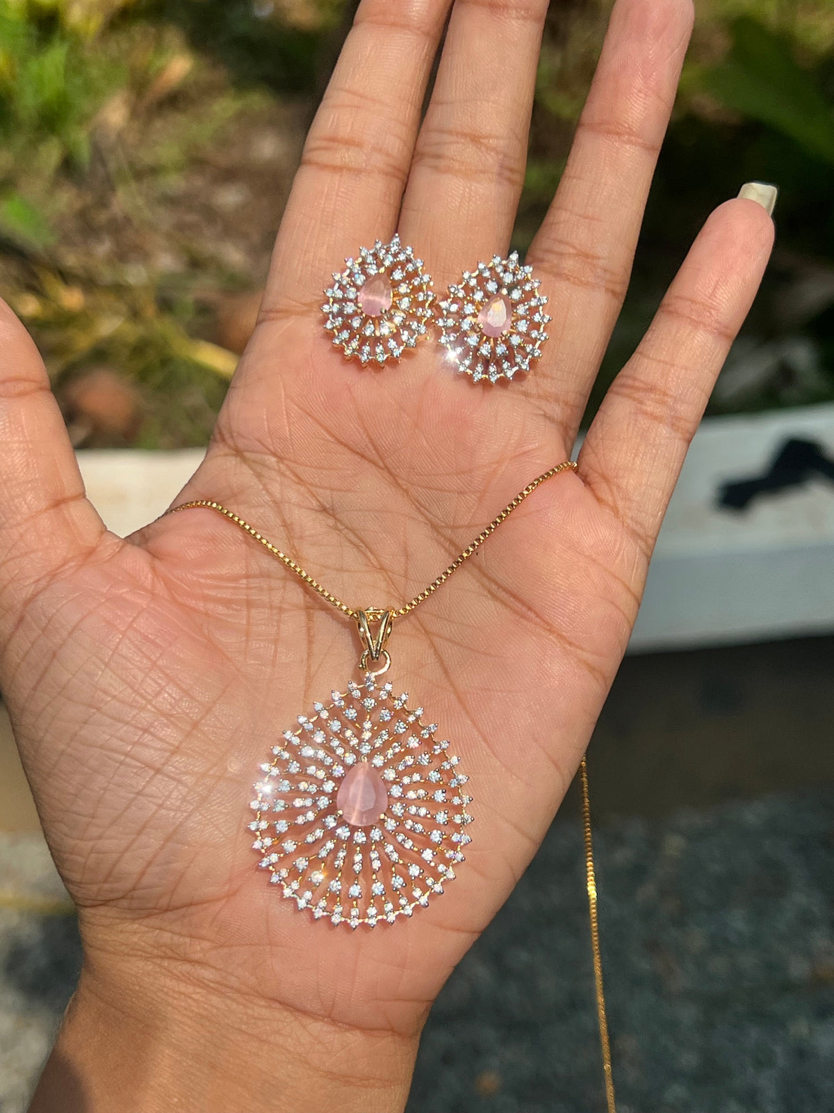 Premium diamond finish pendant chain set product code D134
