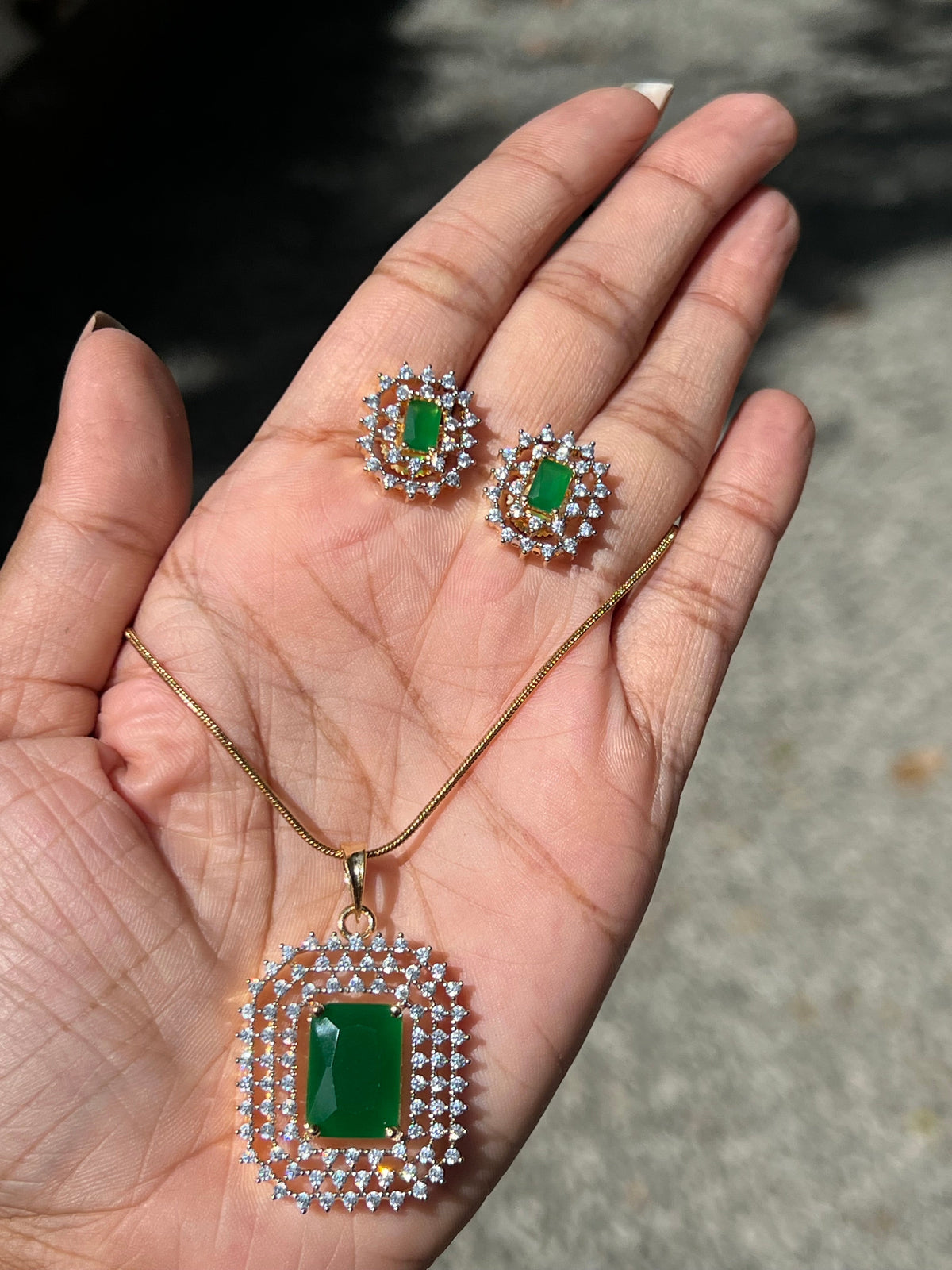 Premium diamond replica pendant chain set product code D12