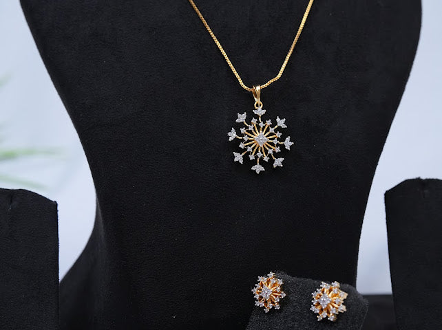 Premium quality diamond finish snow flakes pendant set with 8 pidi chain, product code D156