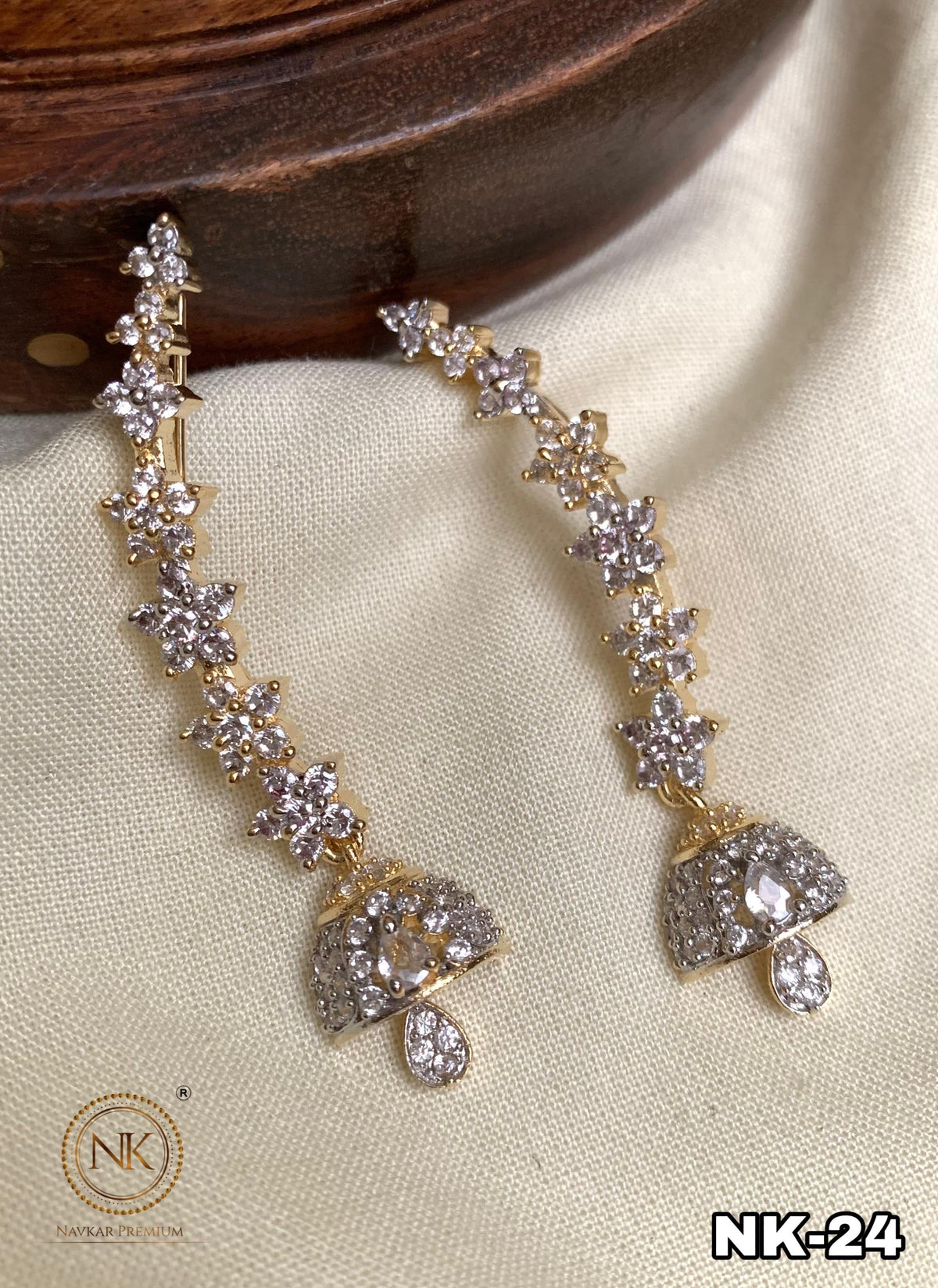 Premium daimond replica earcuff product code E44