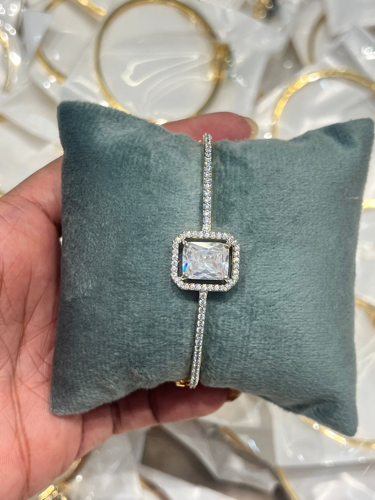 Premium diamond finish openable bracelet product code B9