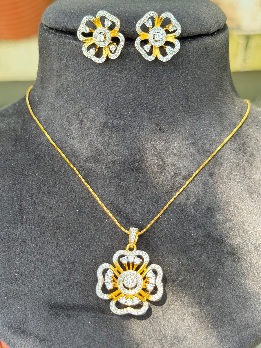 New arrival 
Premium quality diamond finish party wear pendant set
Product code D397