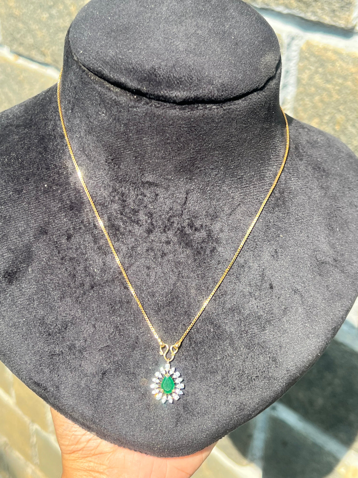Premium occasion wear not sweat diamond finish small pendant with chain product code D125