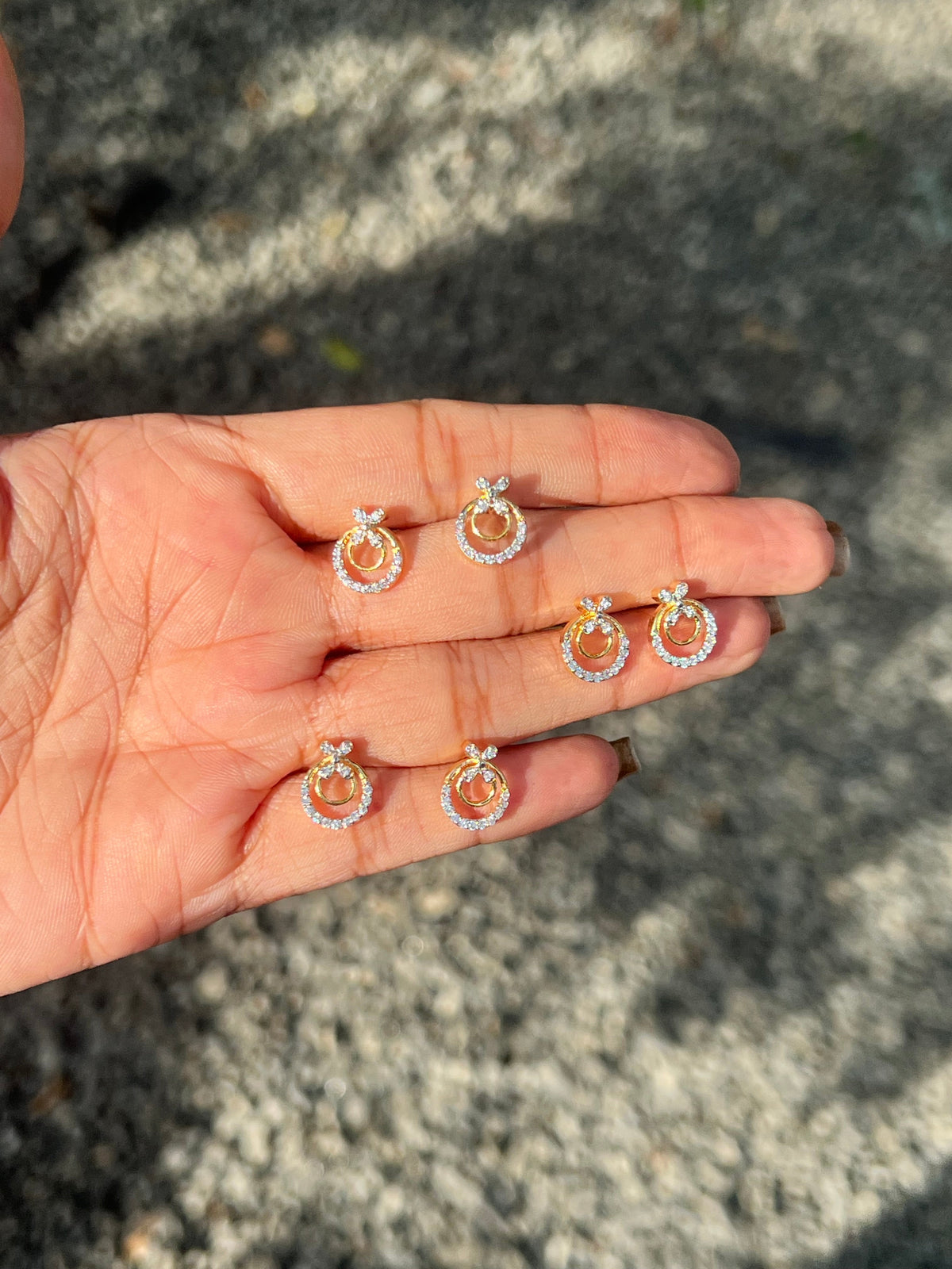 Premium diamond finishparty wear studs product code E29