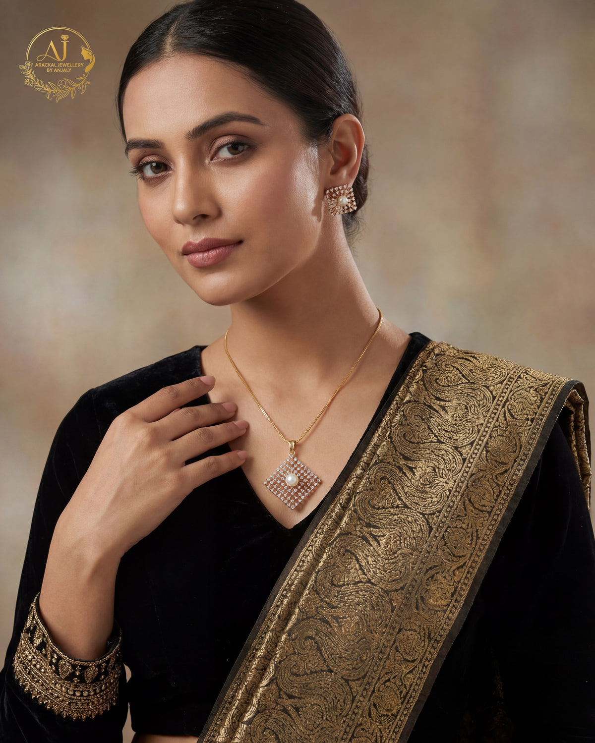 Premium diamond replica pendant chain set (24inch length) product code D13
