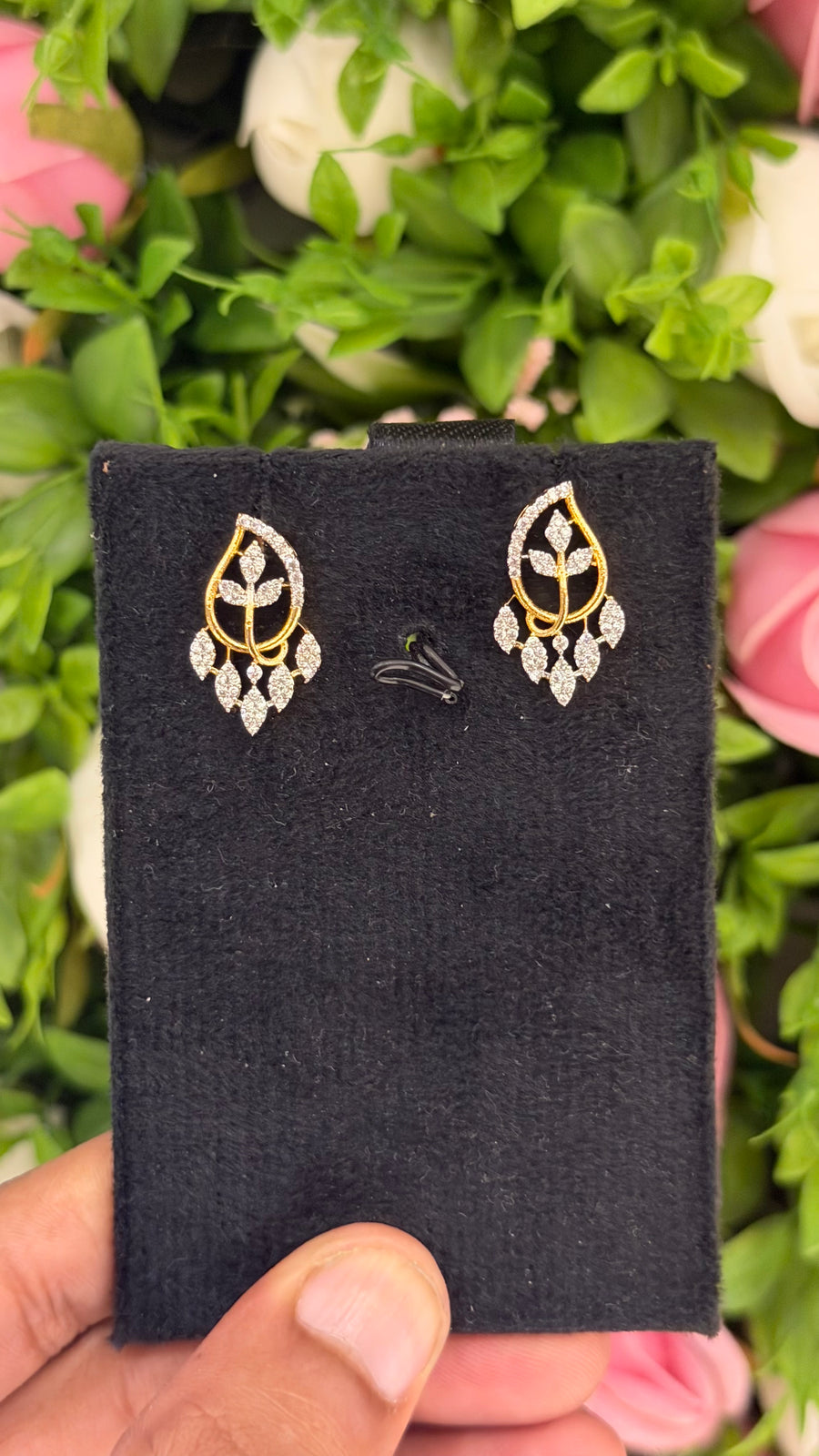 Premium diamond finish party wear stud product code E239