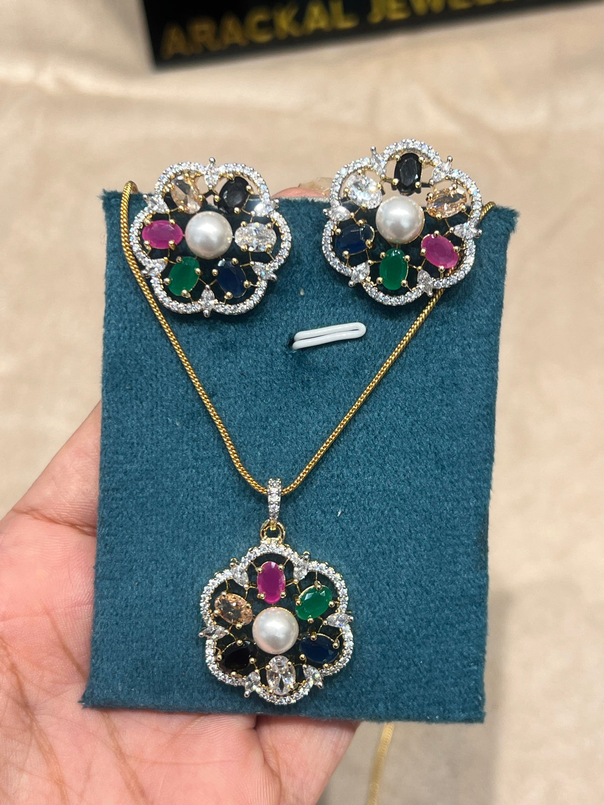 Premium diamond finish Multi color pendant set with 8pidichain product code D297