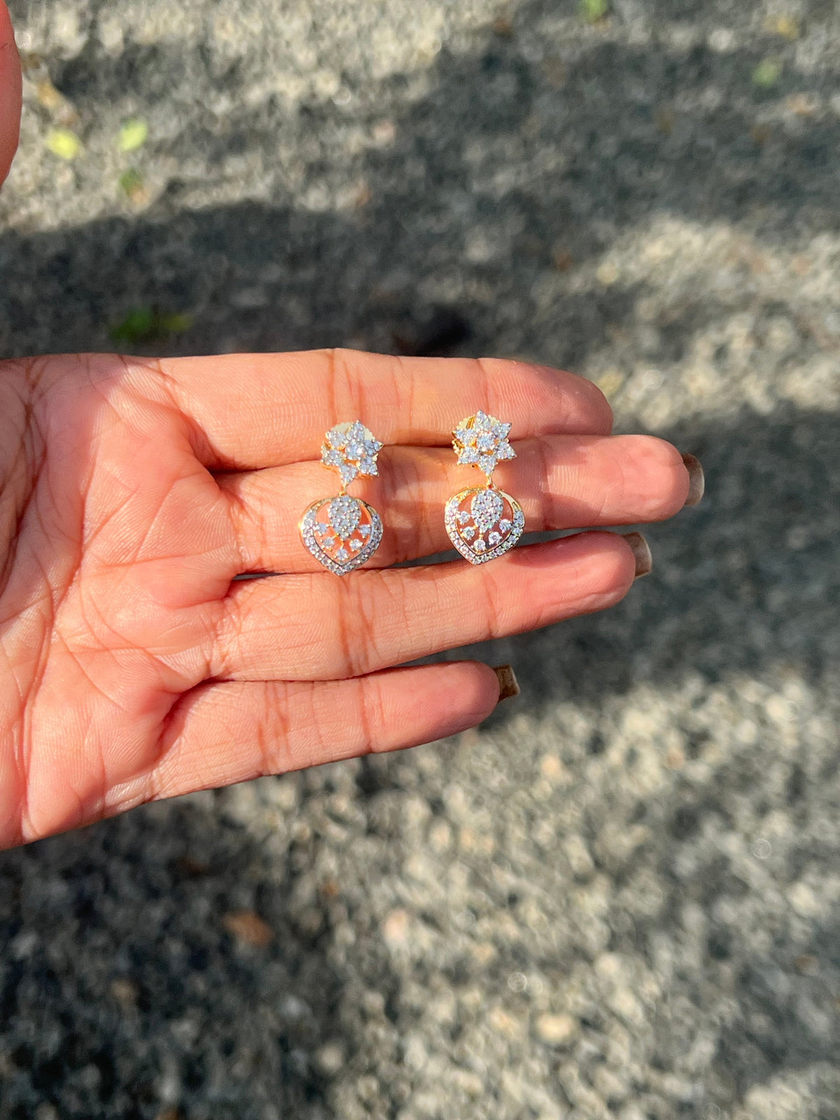 Premium diamond finish earings product code E10