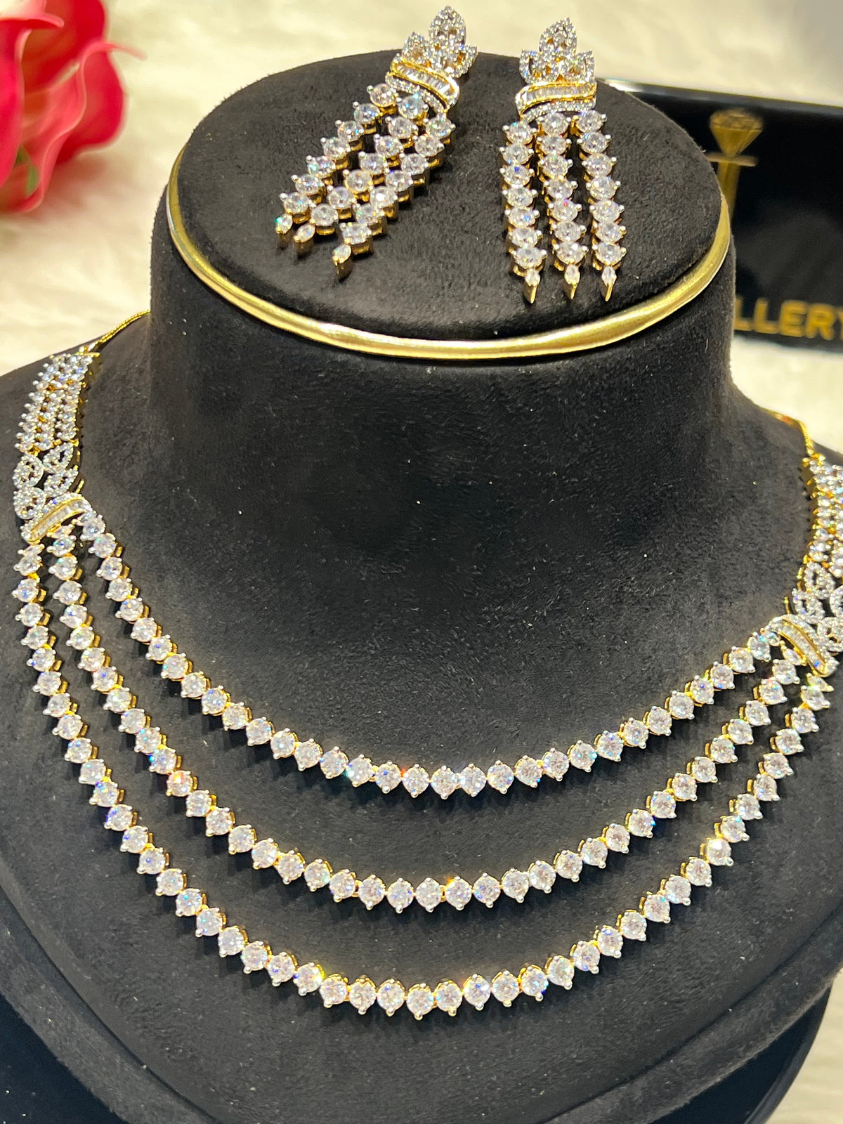 Premium diamond finish 3 layer bridal statement necklace product code N97