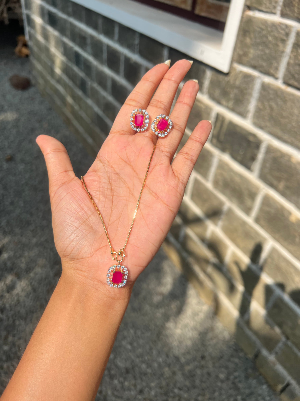 Premium diamond finishparty wear  pendant chain set product code D126