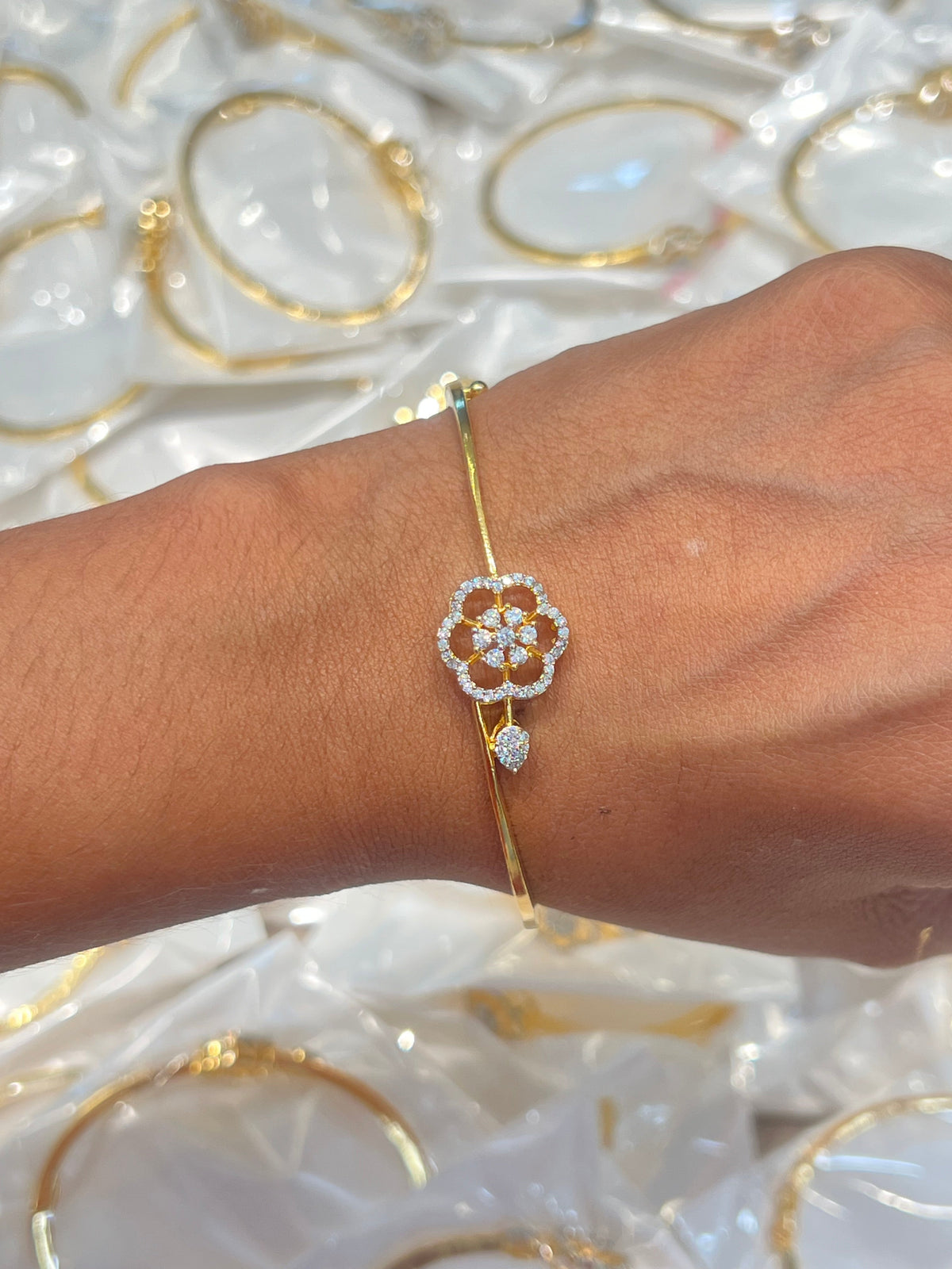 Premium party wear diamond replica  repolishable openable bracelet( 2.4 or 2.6 suitable )not sweat proof product code B56