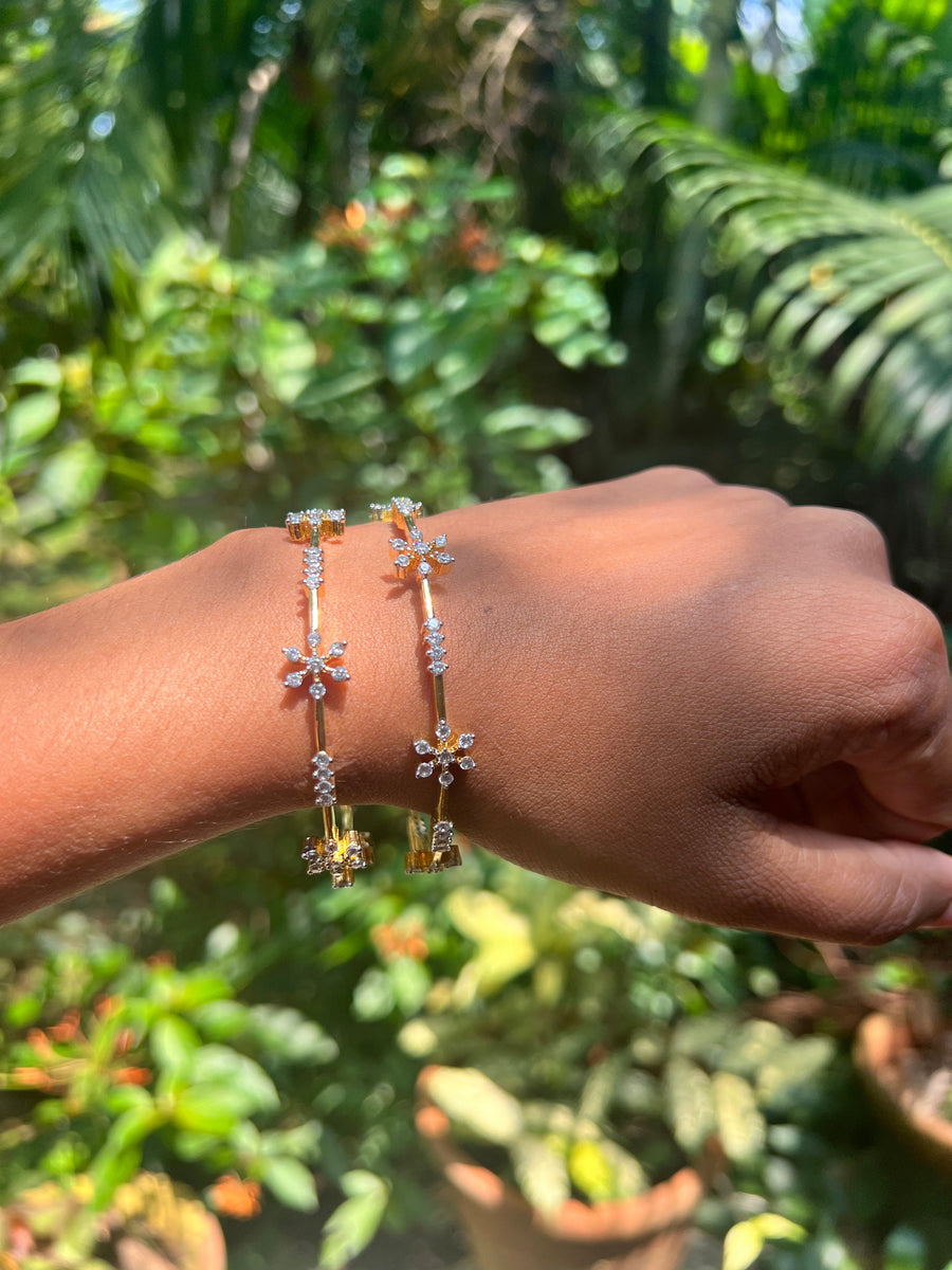 Premium occasion wear ad daimond finish star bangles pair product code 139