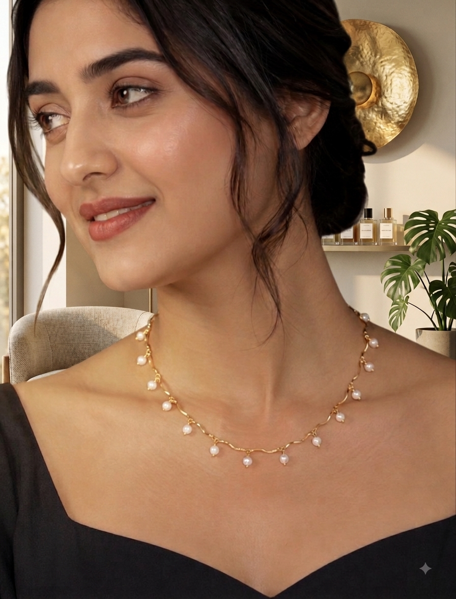 Premium quality 24 carat micro plated pearl hanging designed necklace product code G114