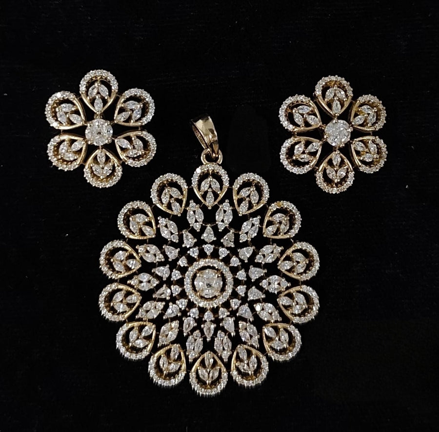 Premium diamond finish party wear pendant set with 24inch chain product code D193
