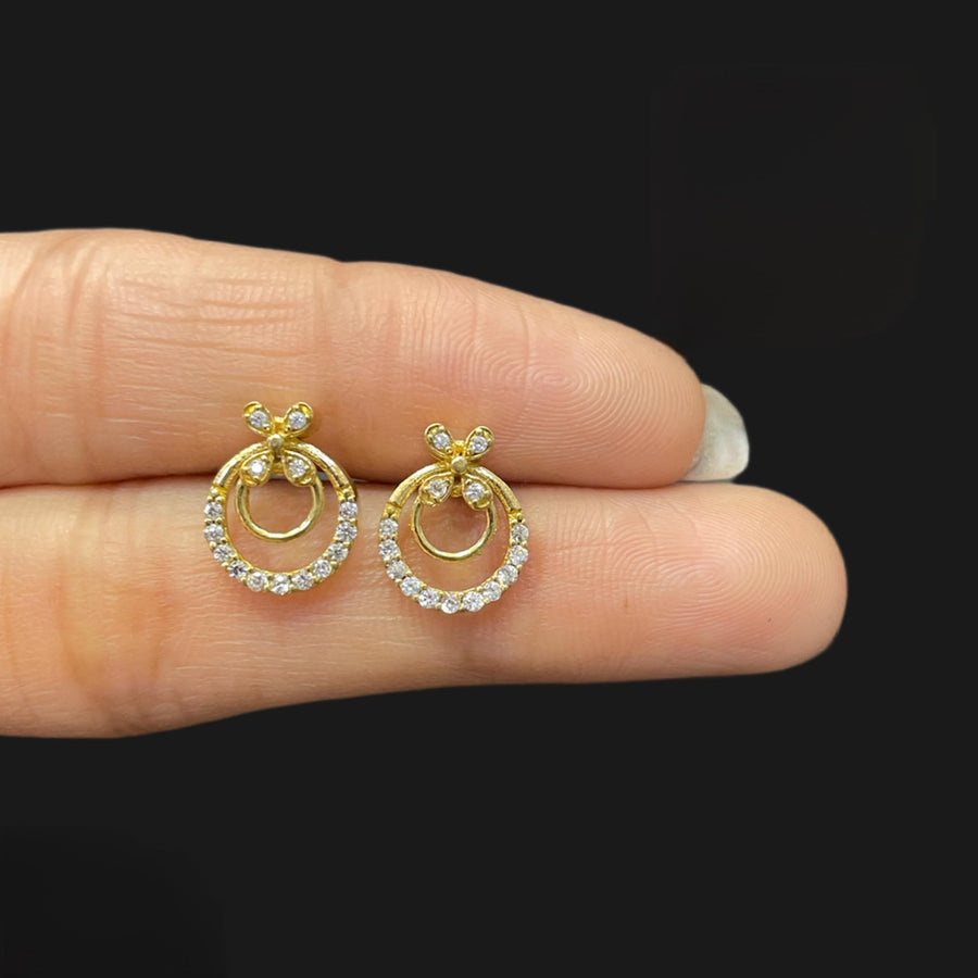 Premium diamond finishparty wear studs product code E29