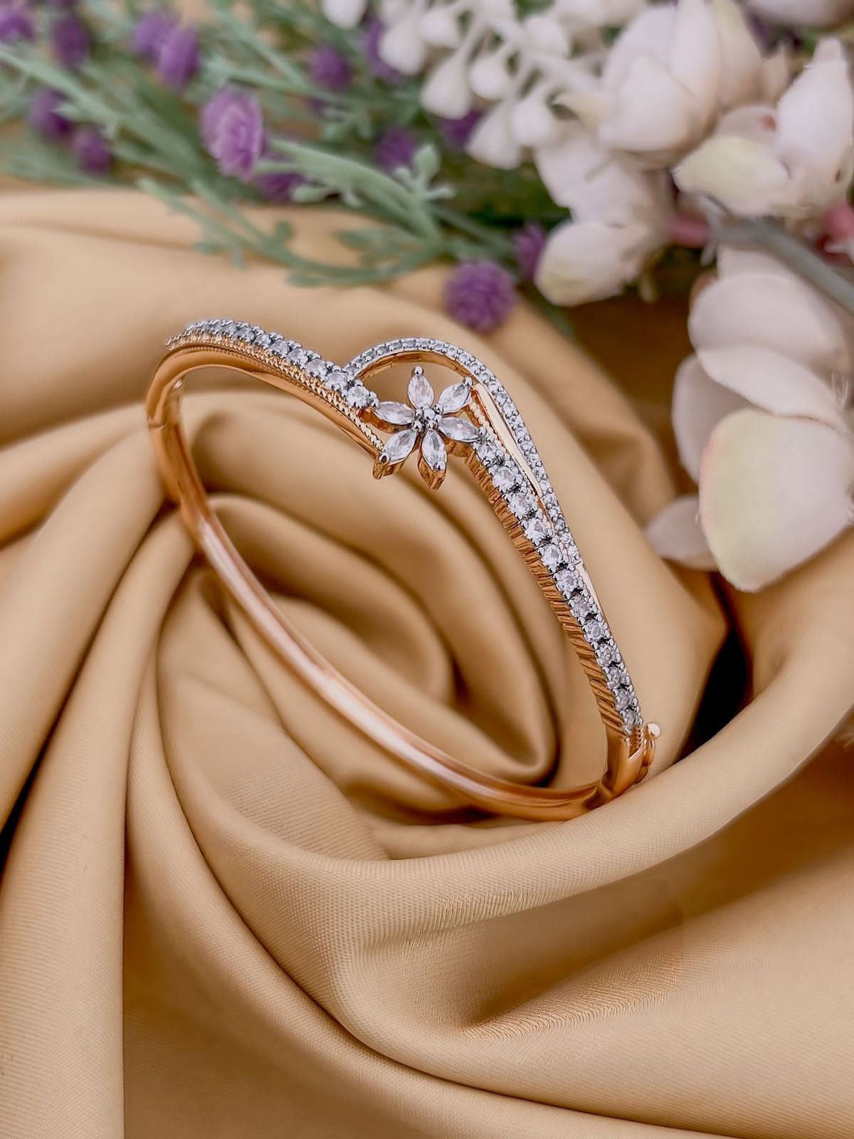 Premium ad diamond finish in rosegold polish openable bracelet product code AD7